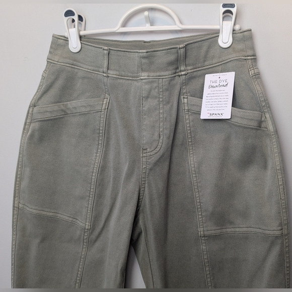 SPANX Gray Straight Leg Pants - Picture 5 of 15